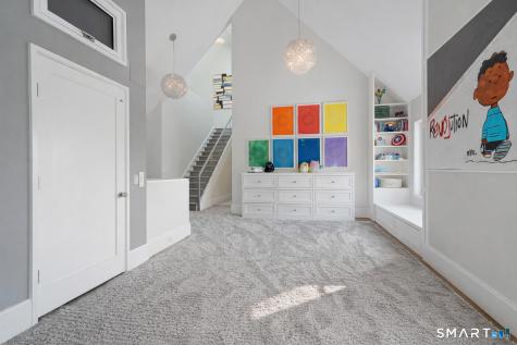 30 Meadowcroft Lane Greenwich CT 06830