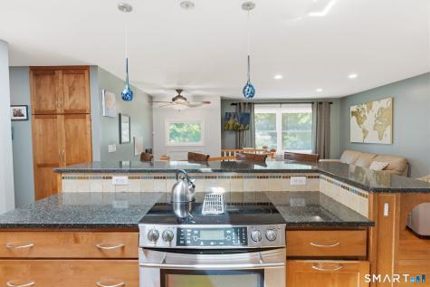 18 Old Black Point Road East Lyme CT 06357