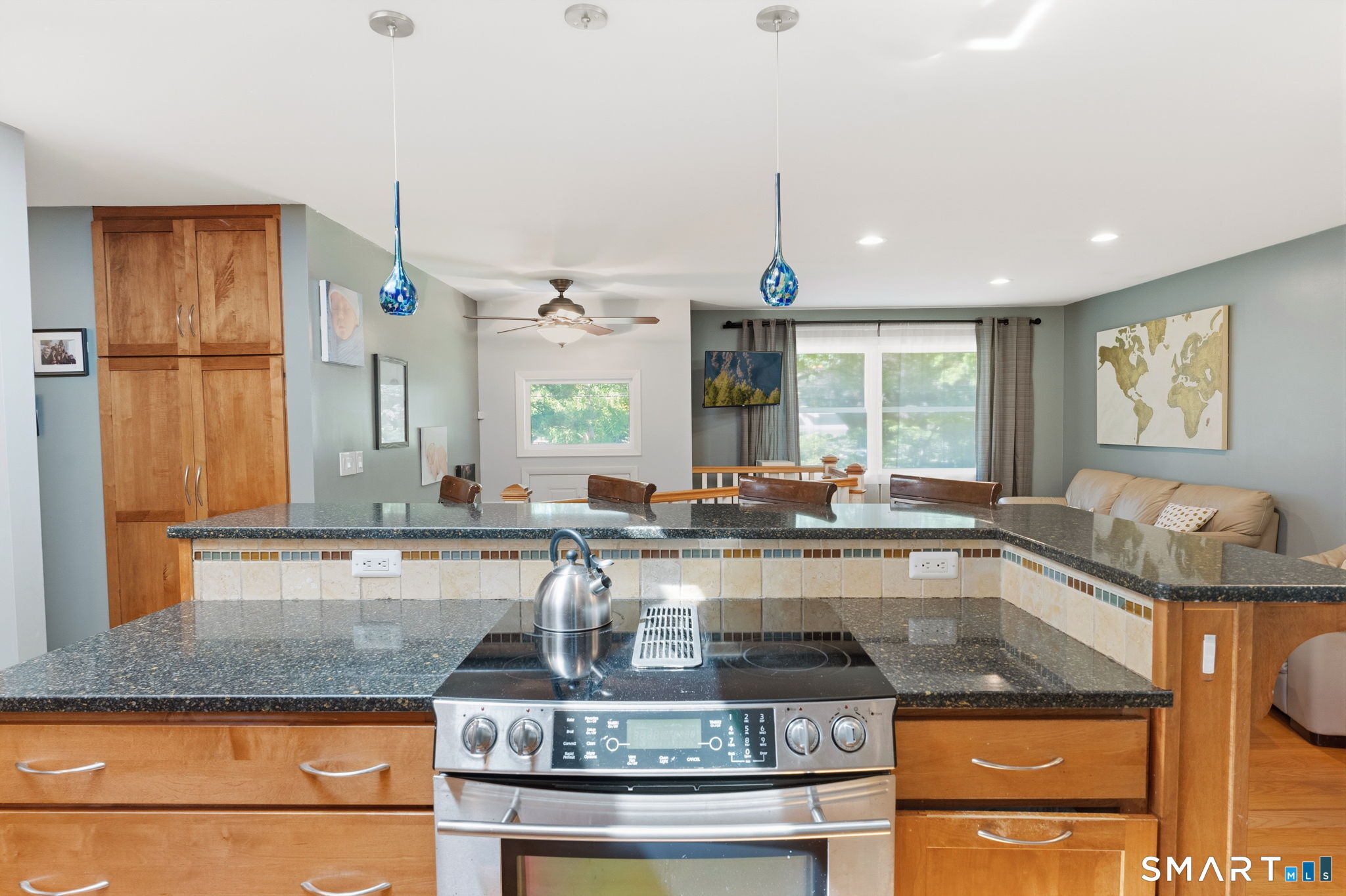 18 Old Black Point Road East Lyme CT 06357