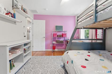 18 Old Black Point Road East Lyme CT 06357