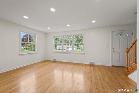 37 Pilgrim Drive Windsor CT 06095