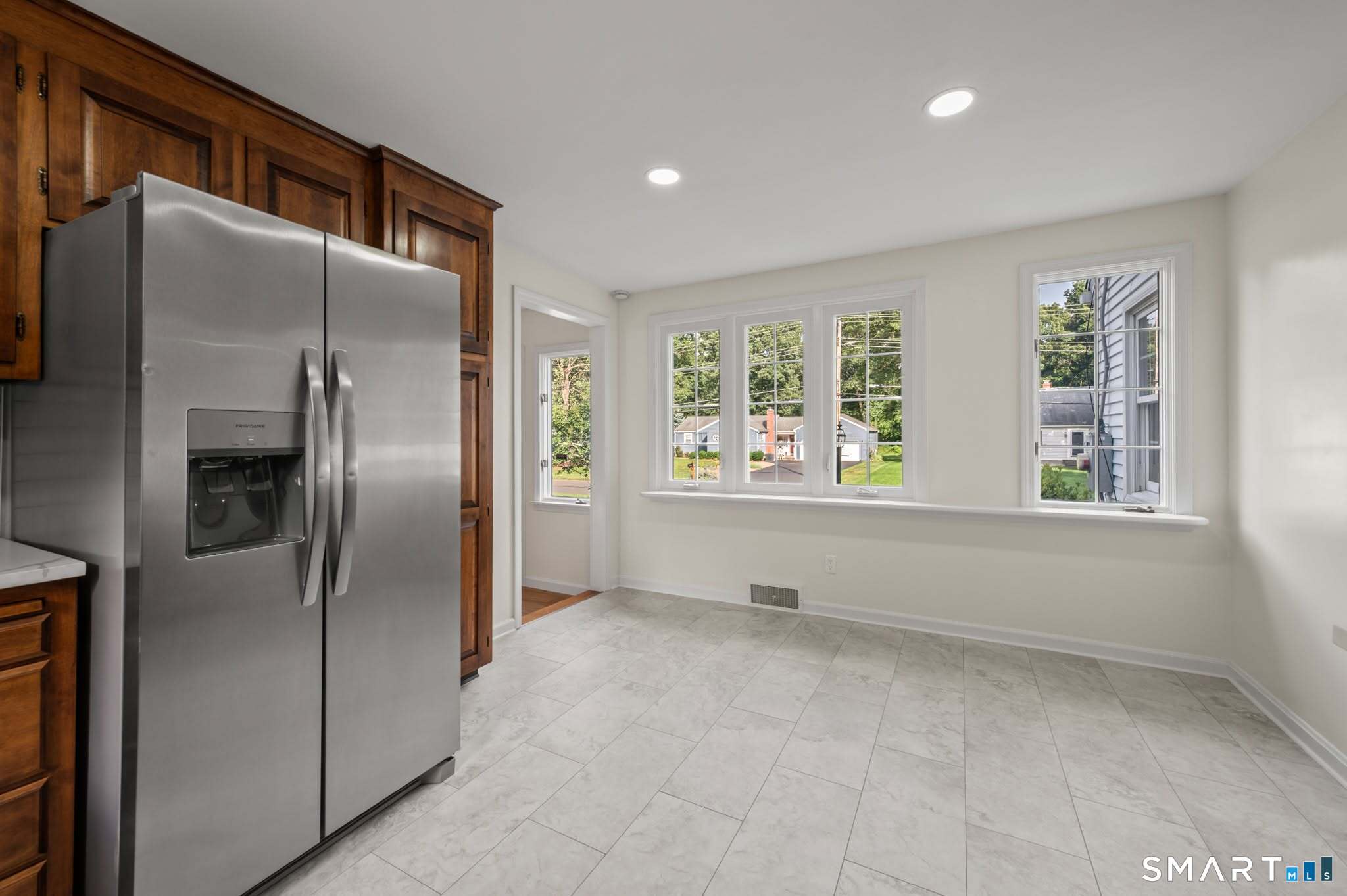 37 Pilgrim Drive Windsor CT 06095
