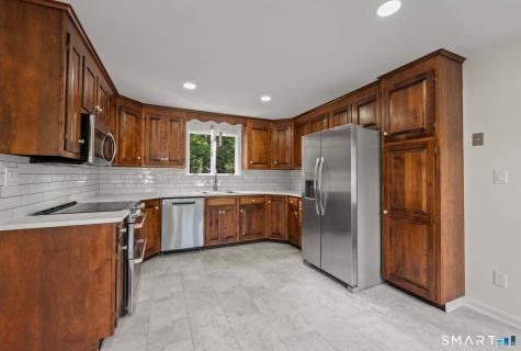 37 Pilgrim Drive Windsor CT 06095