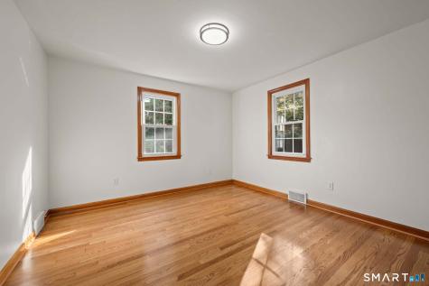 37 Pilgrim Drive Windsor CT 06095