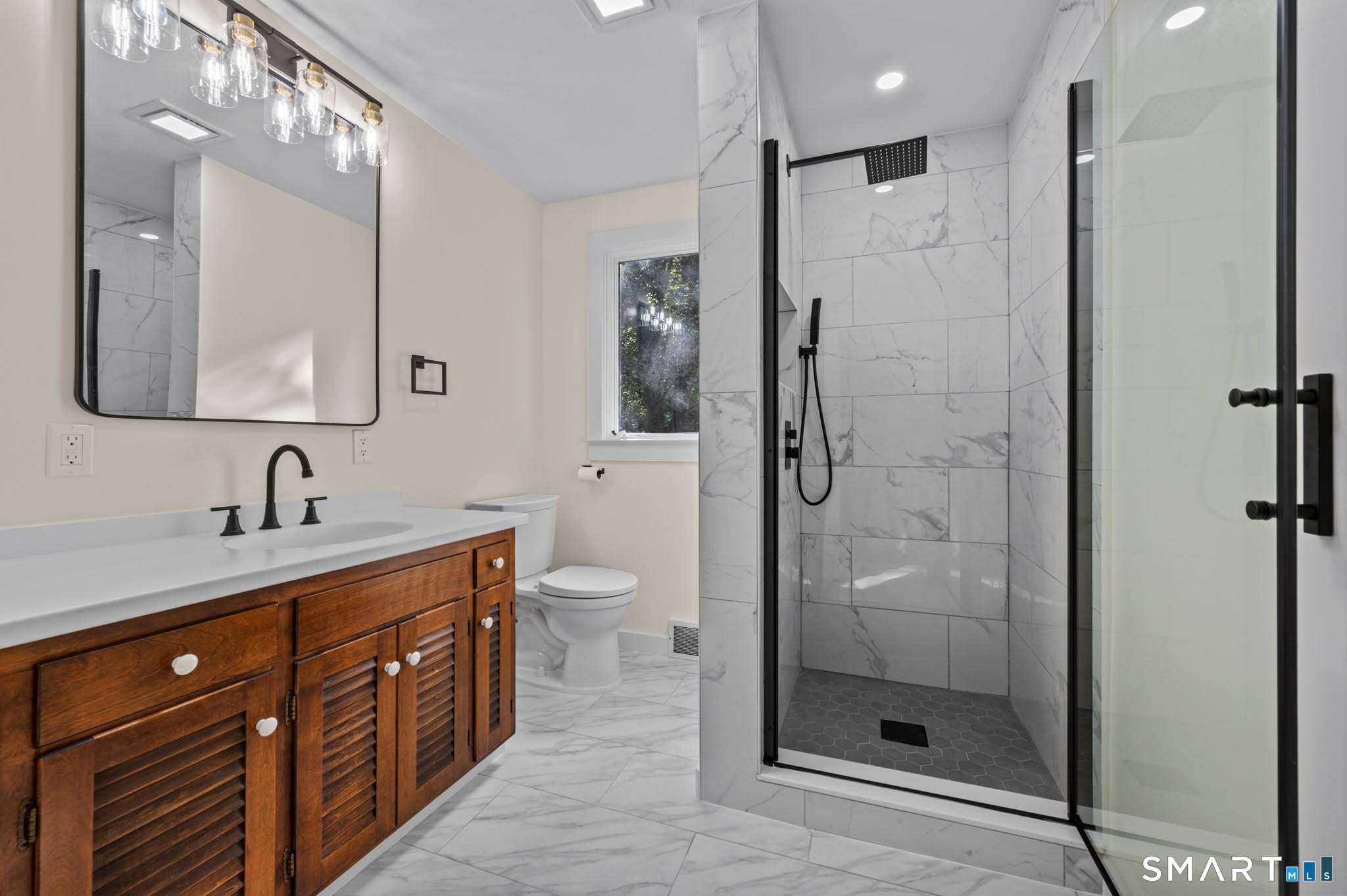 37 Pilgrim Drive Windsor CT 06095