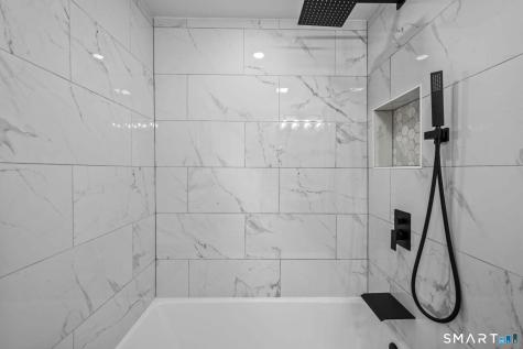 37 Pilgrim Drive Windsor CT 06095