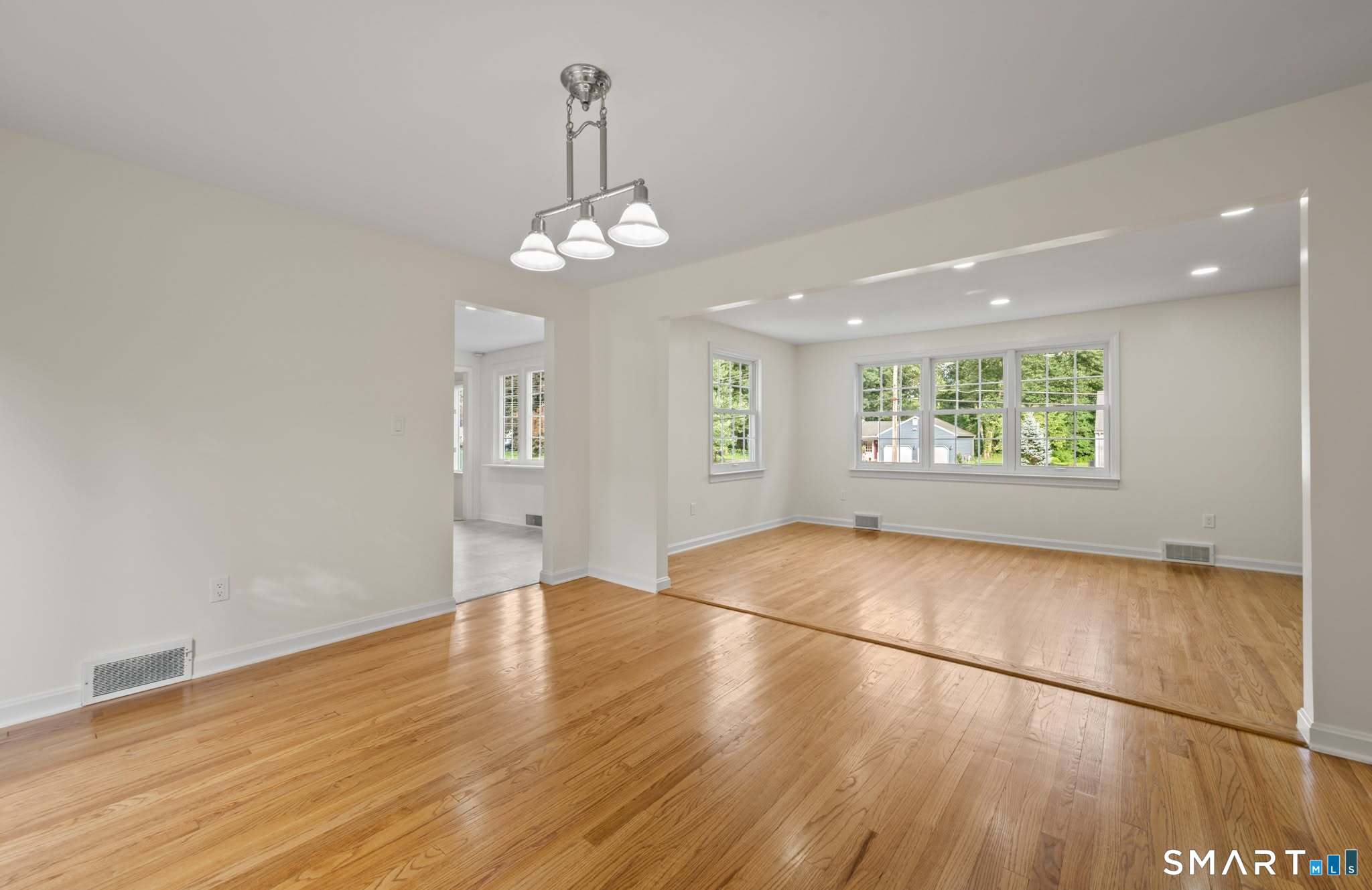 37 Pilgrim Drive Windsor CT 06095