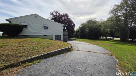 20 Meadow Lane Montville CT 06382