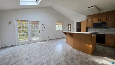 20 Meadow Lane Montville CT 06382