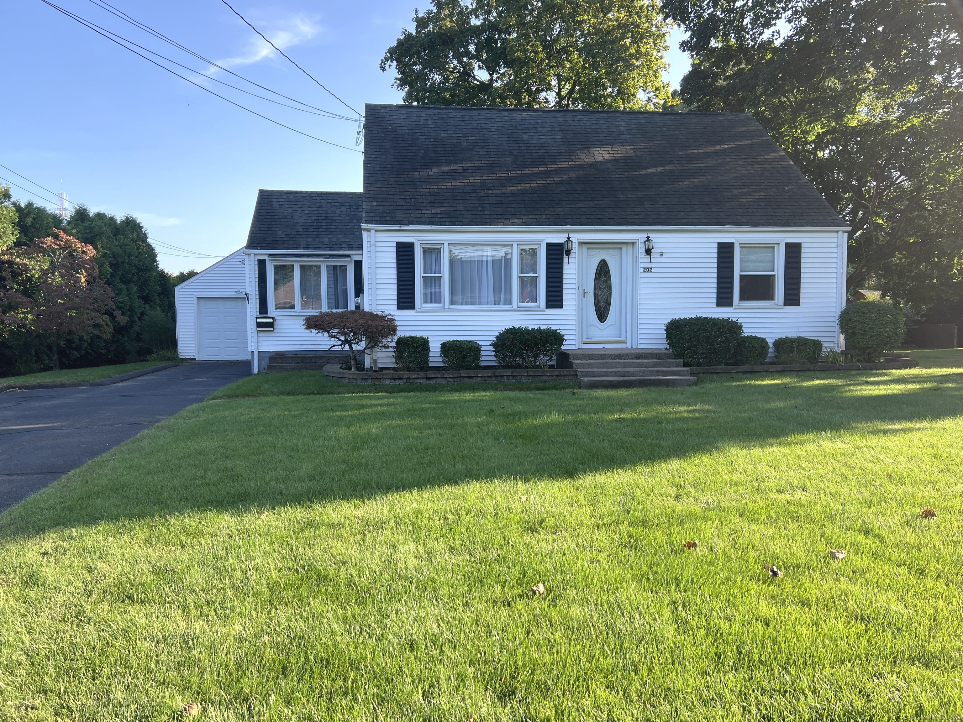 202 Spring Street Windsor Locks CT 06096