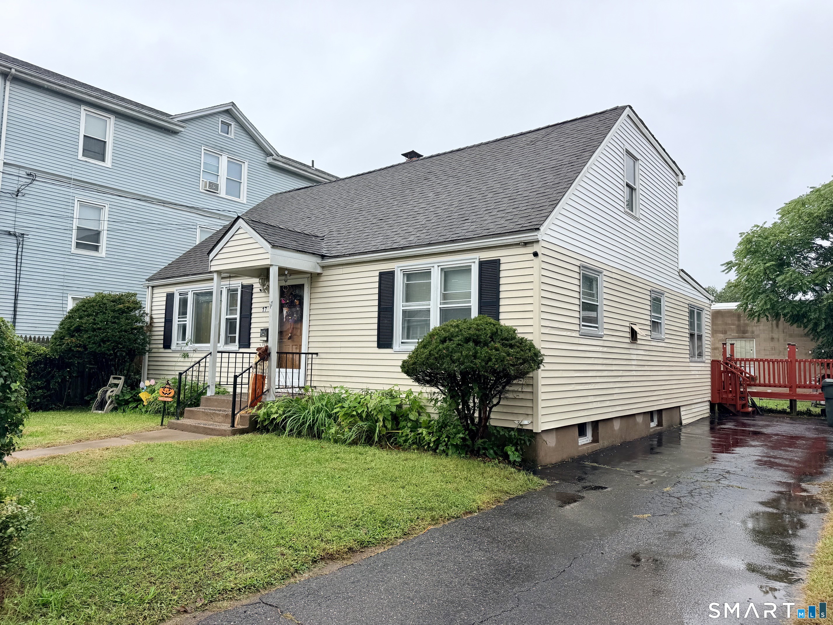 17 Kenyon Place East Hartford CT 06108