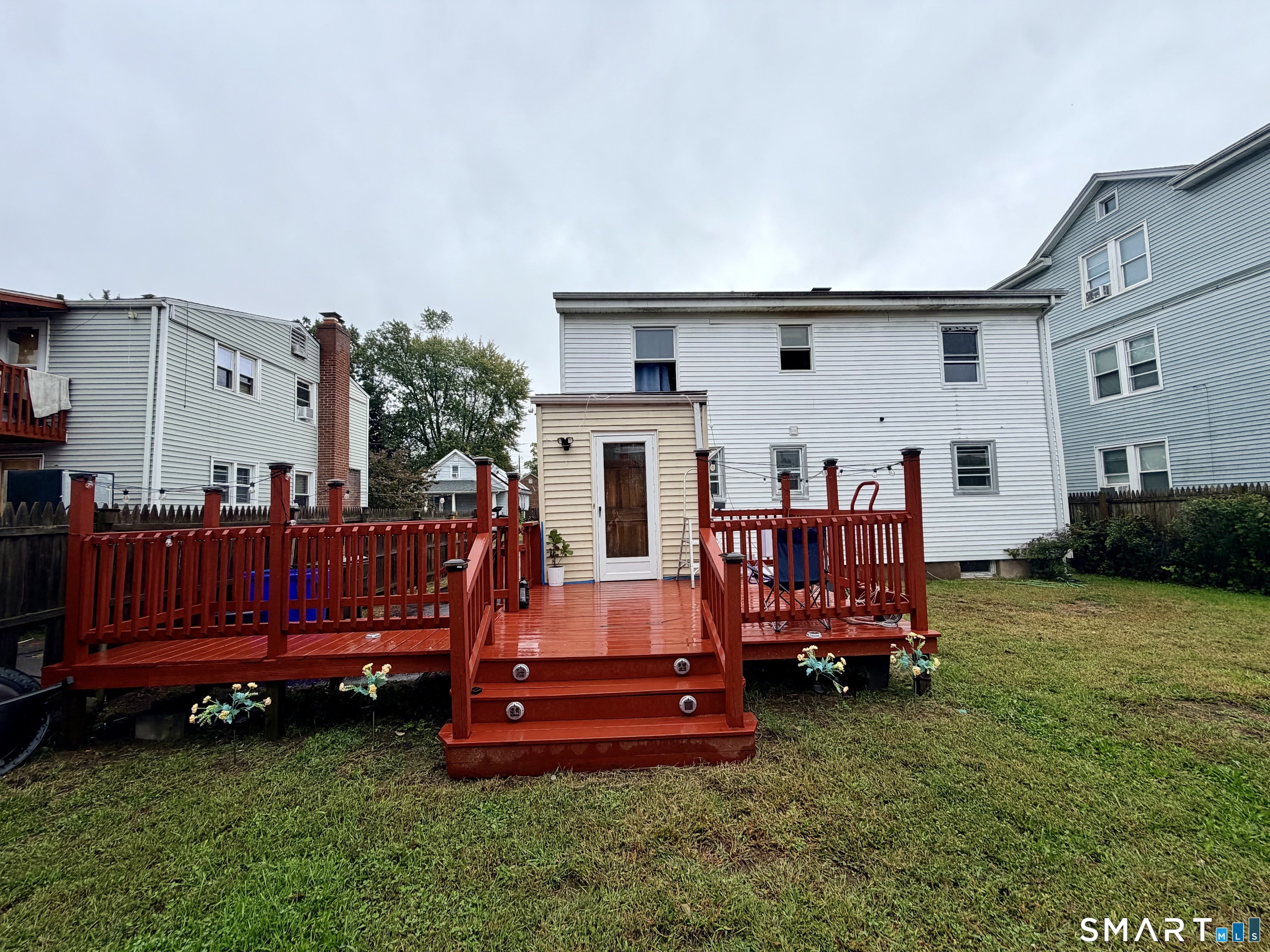 17 Kenyon Place East Hartford CT 06108