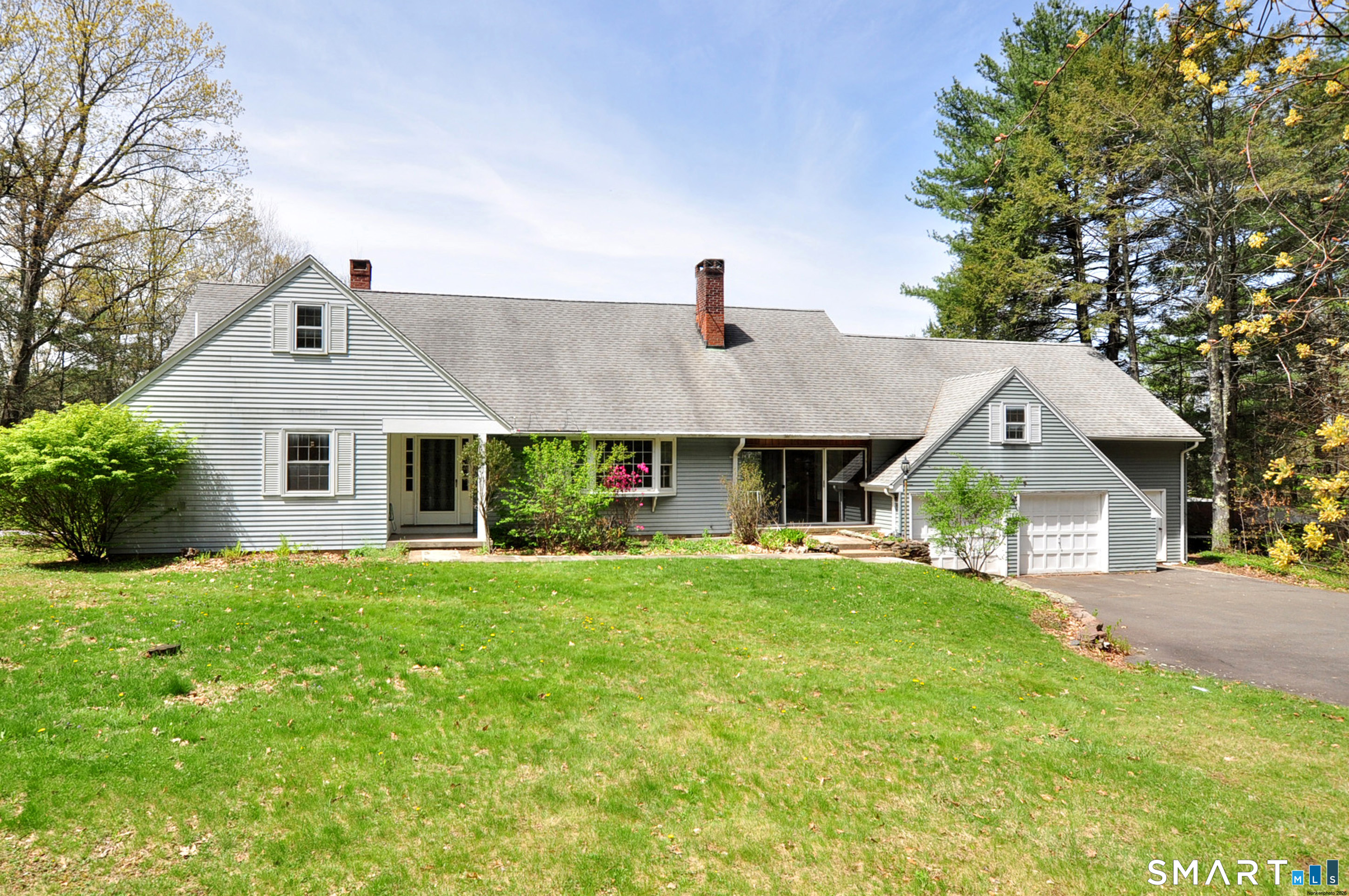 129 Newgate Road East Granby CT 06026