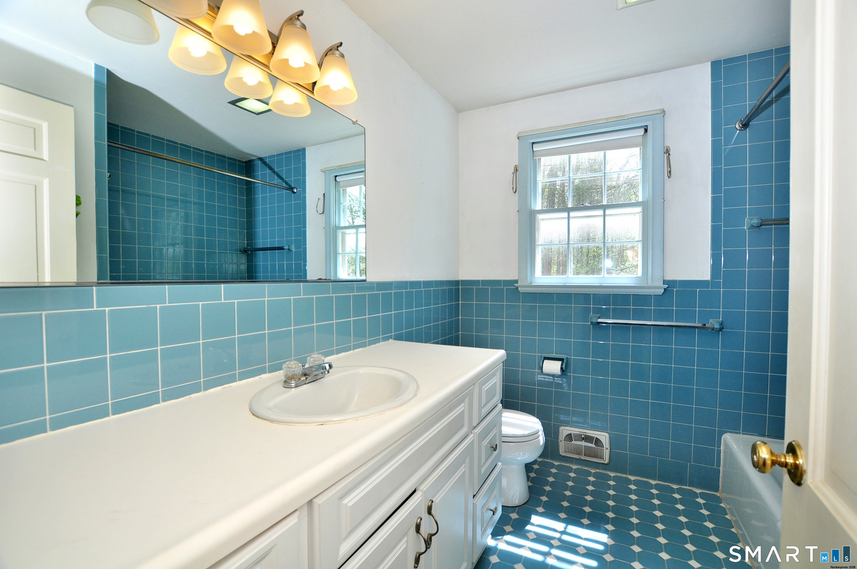 129 Newgate Road East Granby CT 06026