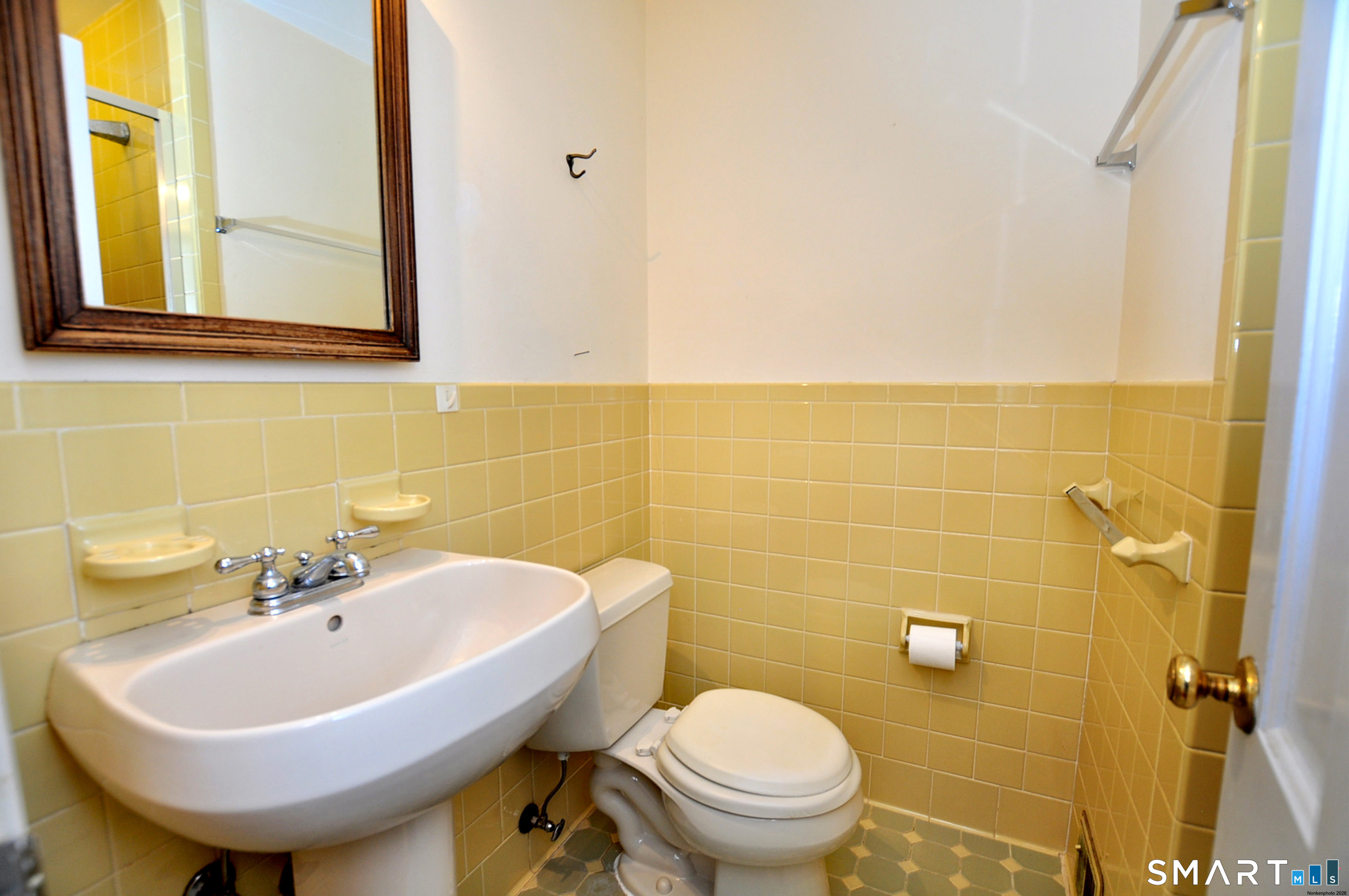 129 Newgate Road East Granby CT 06026