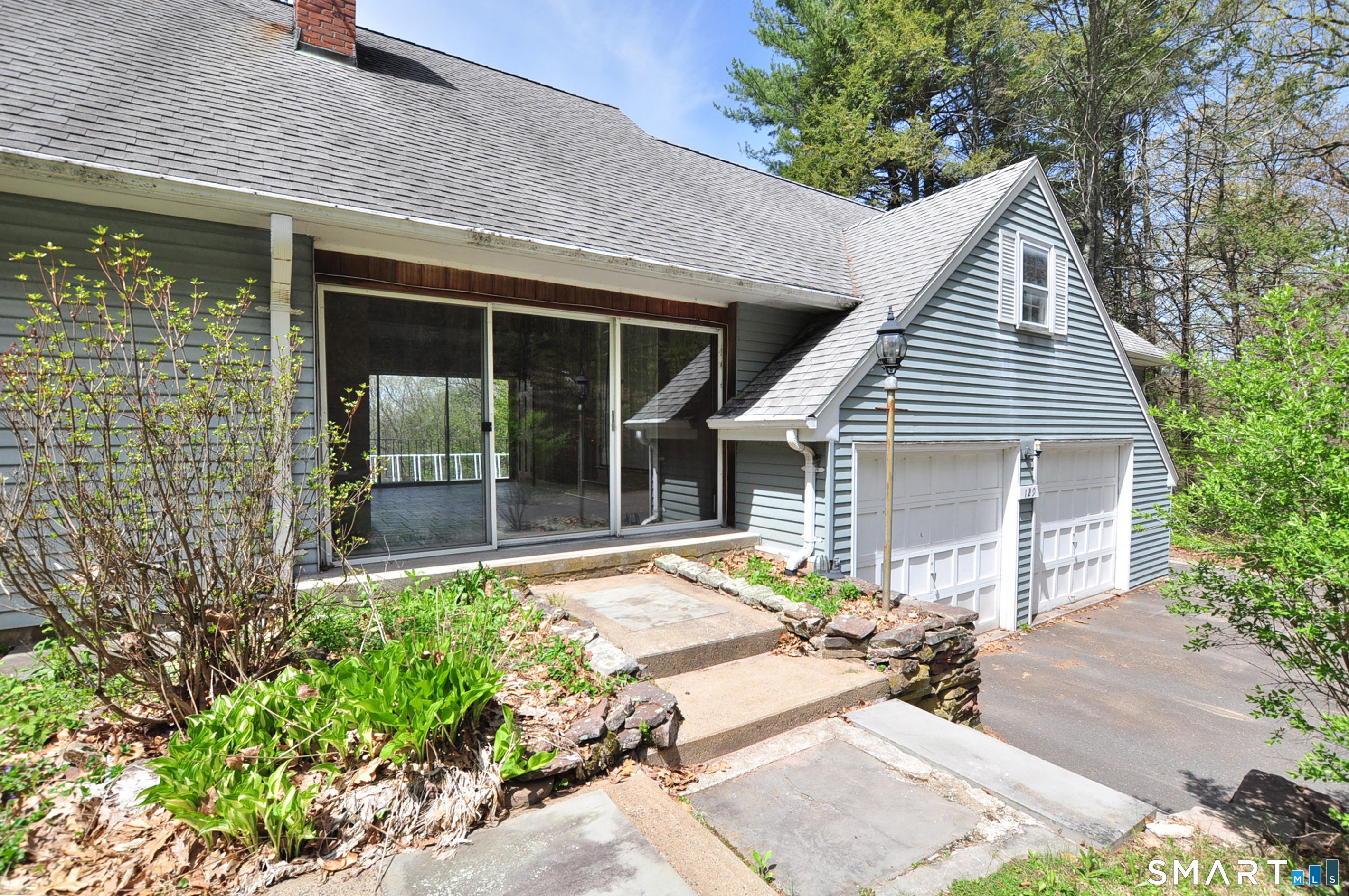 129 Newgate Road East Granby CT 06026