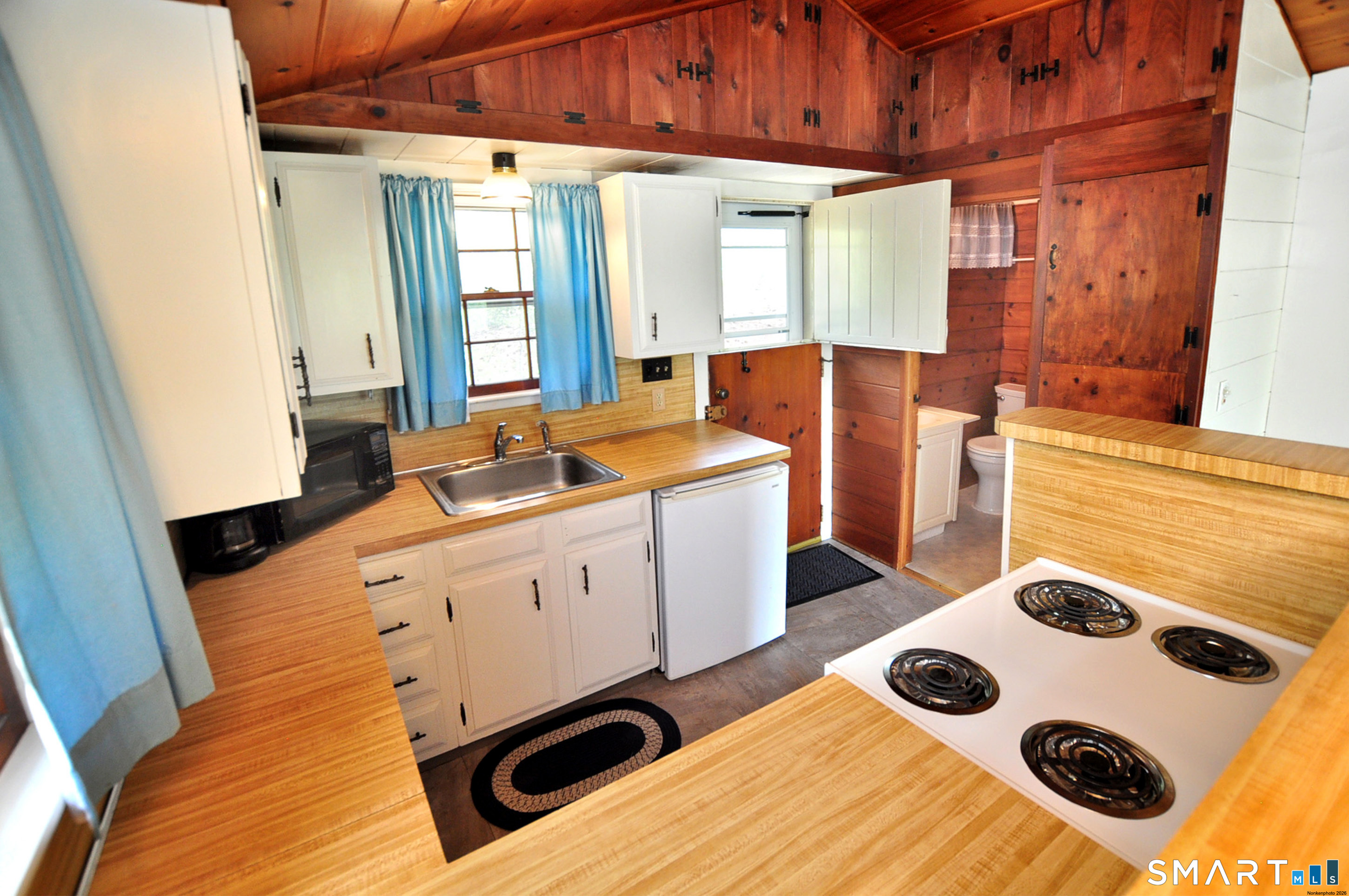 129 Newgate Road East Granby CT 06026