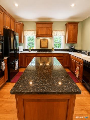 706 Green Hill Road Madison CT 06443