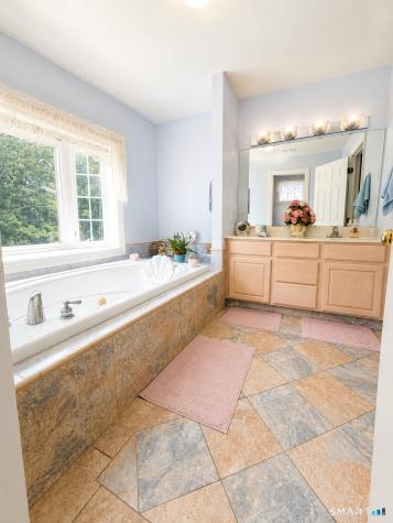 706 Green Hill Road Madison CT 06443