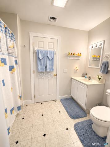 706 Green Hill Road Madison CT 06443