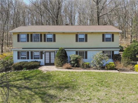 40 East Gate Road Danbury CT 06811