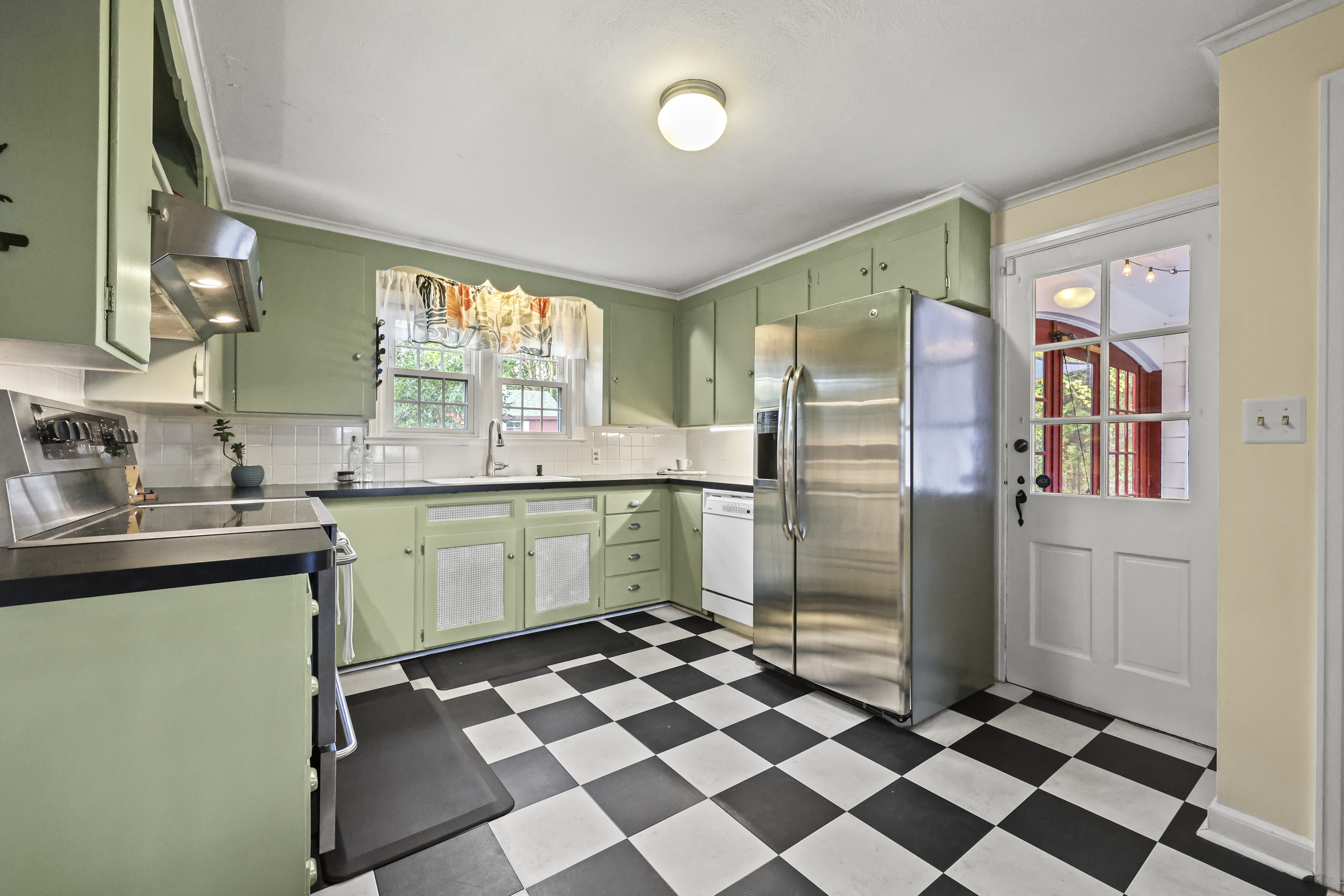 479 South Main Street West Hartford CT 06110