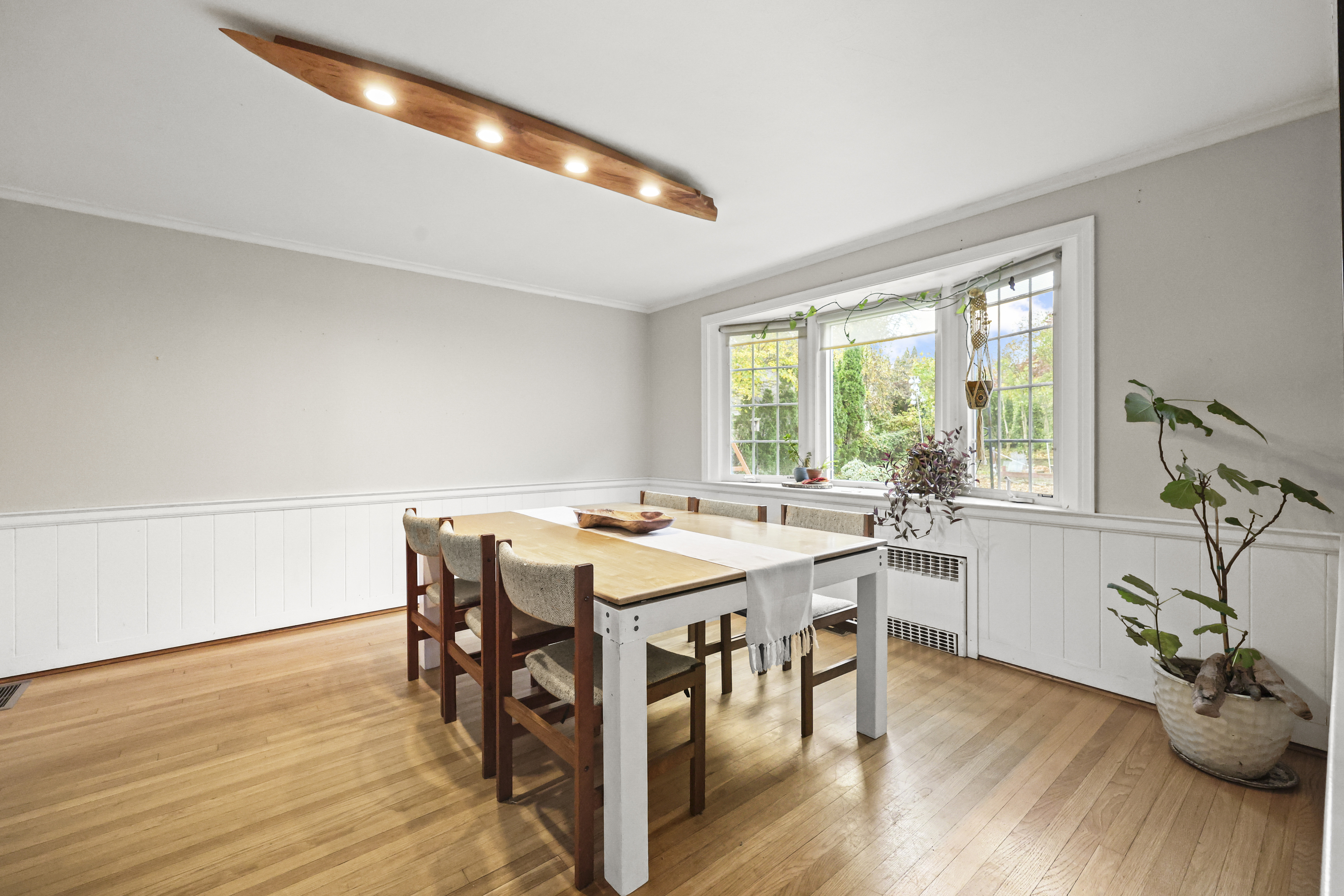 479 South Main Street West Hartford CT 06110