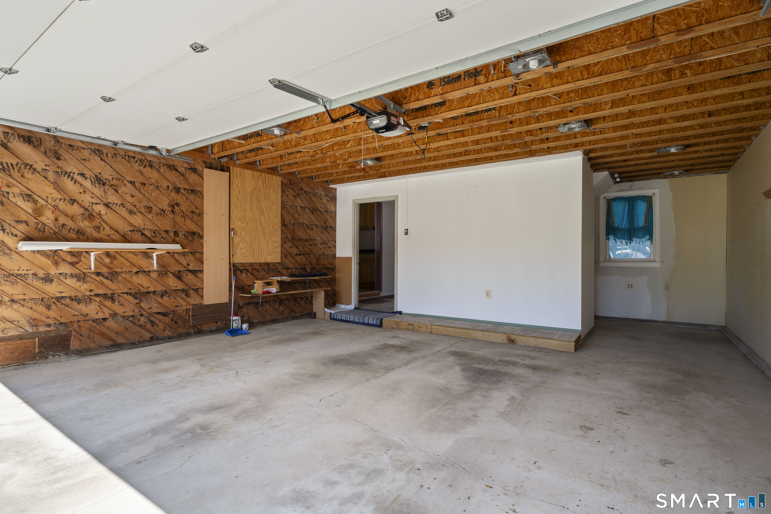 28 Lucas Park Road Norwich CT 06360