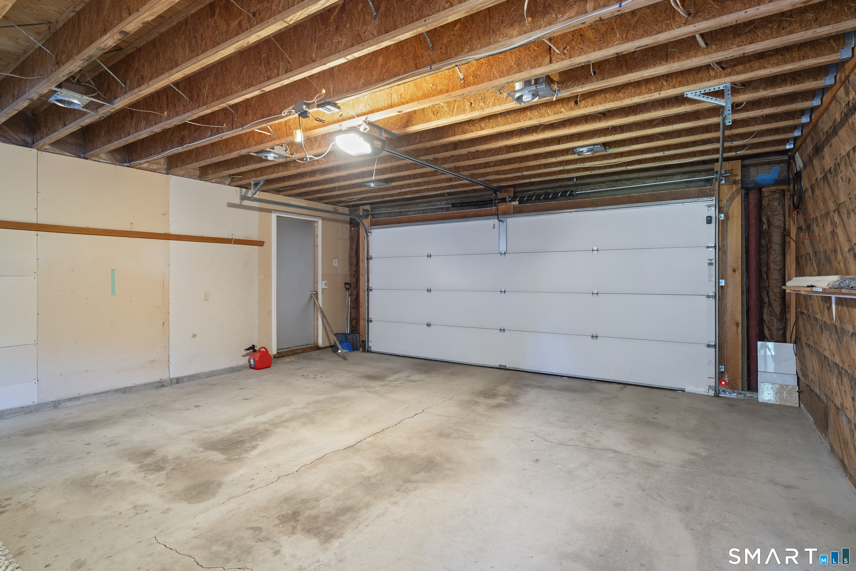 28 Lucas Park Road Norwich CT 06360