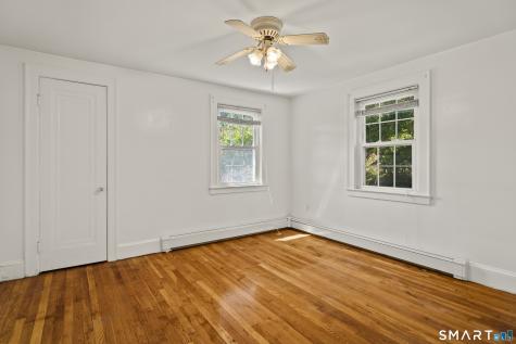 28 Lucas Park Road Norwich CT 06360