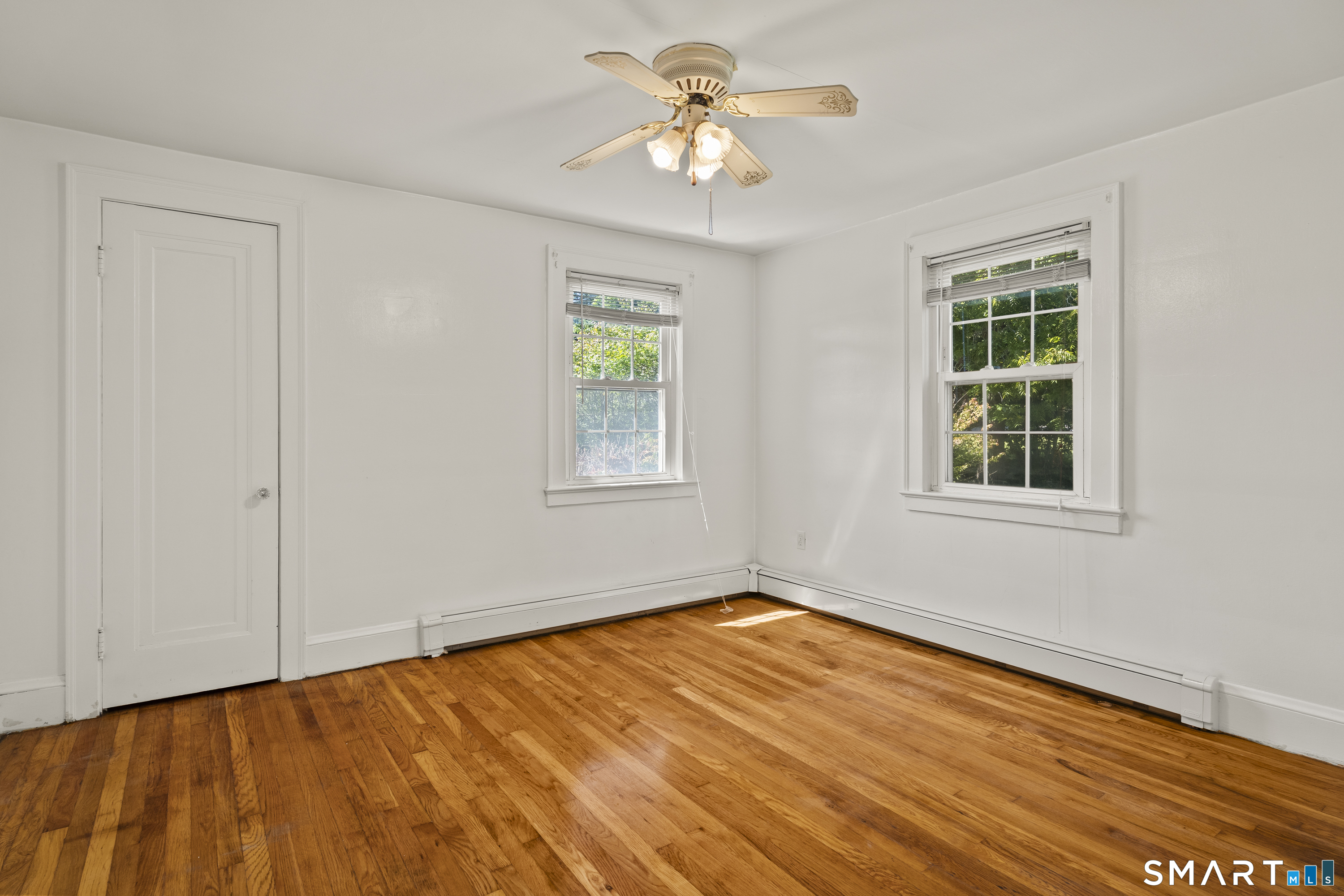28 Lucas Park Road Norwich CT 06360