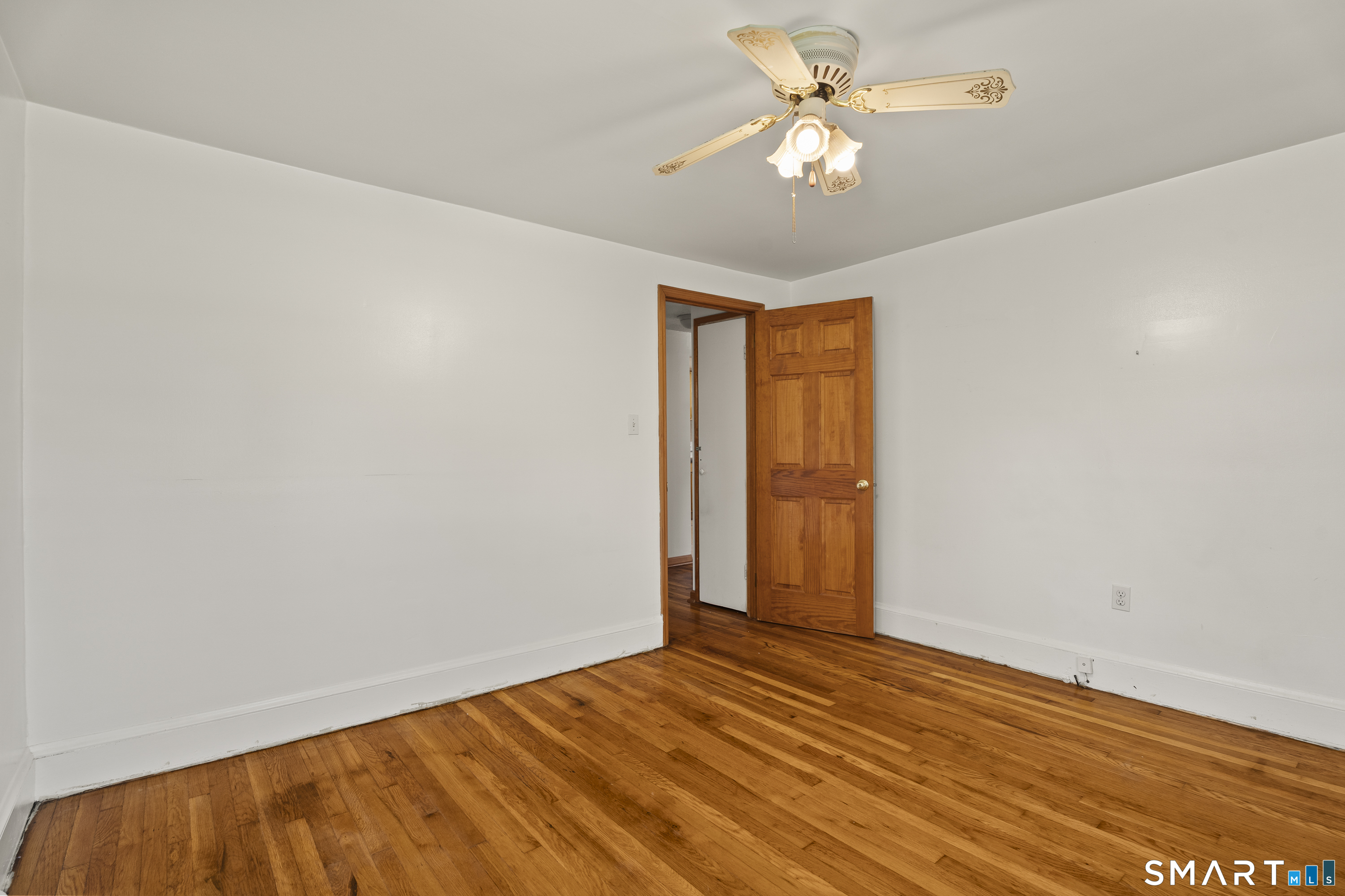 28 Lucas Park Road Norwich CT 06360