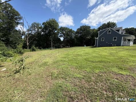 8 Plainview Drive Plainfield CT 06374