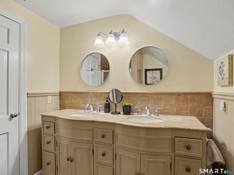 301 Redding Road Easton CT 06612