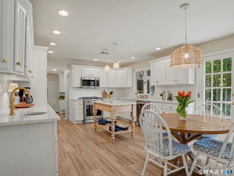 301 Redding Road Easton CT 06612