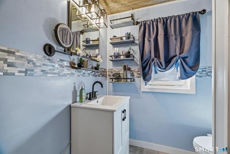 62 Sholes Avenue Norwich CT 06360