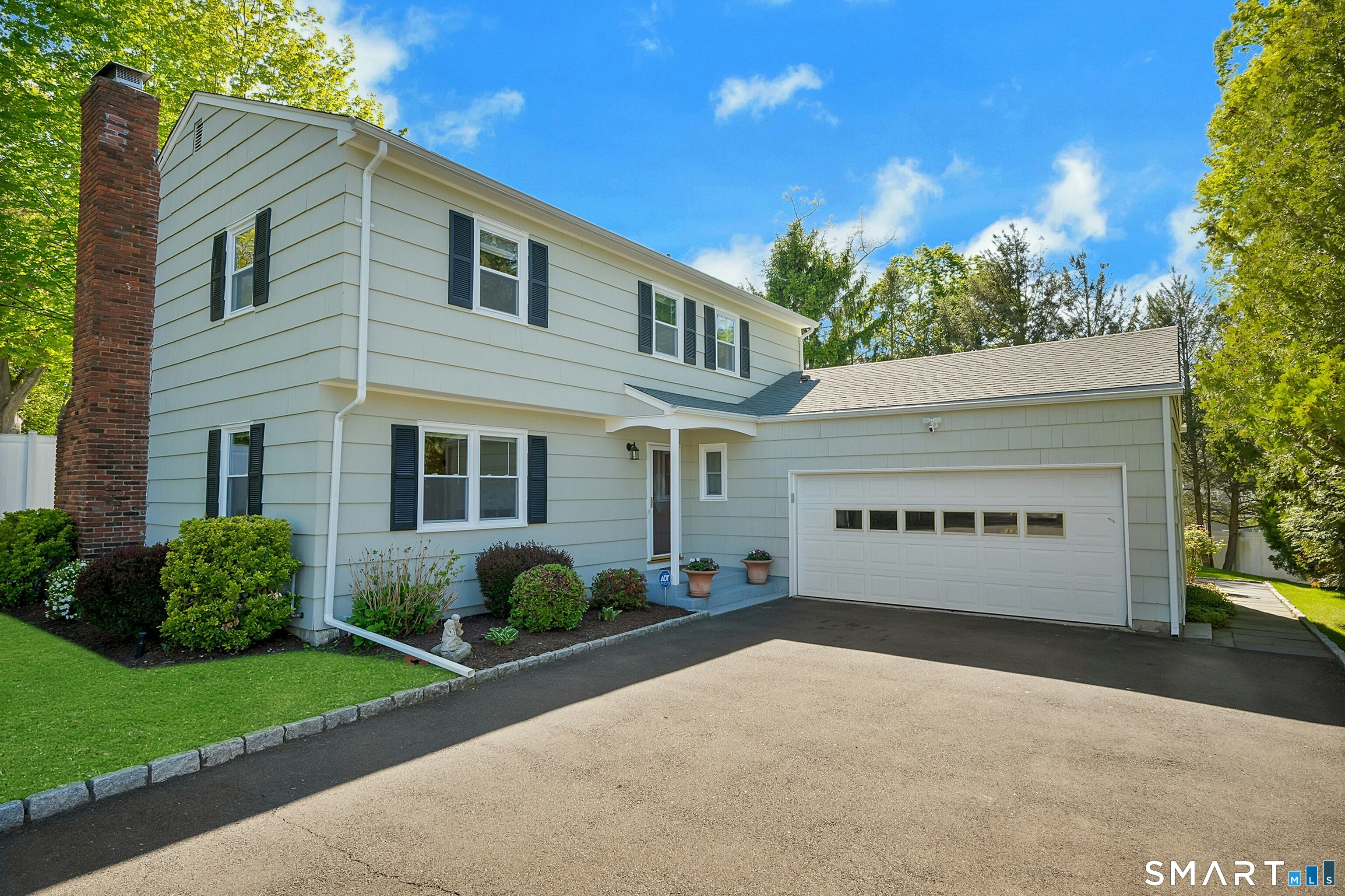 35 Hampton Lane Stamford CT 06903