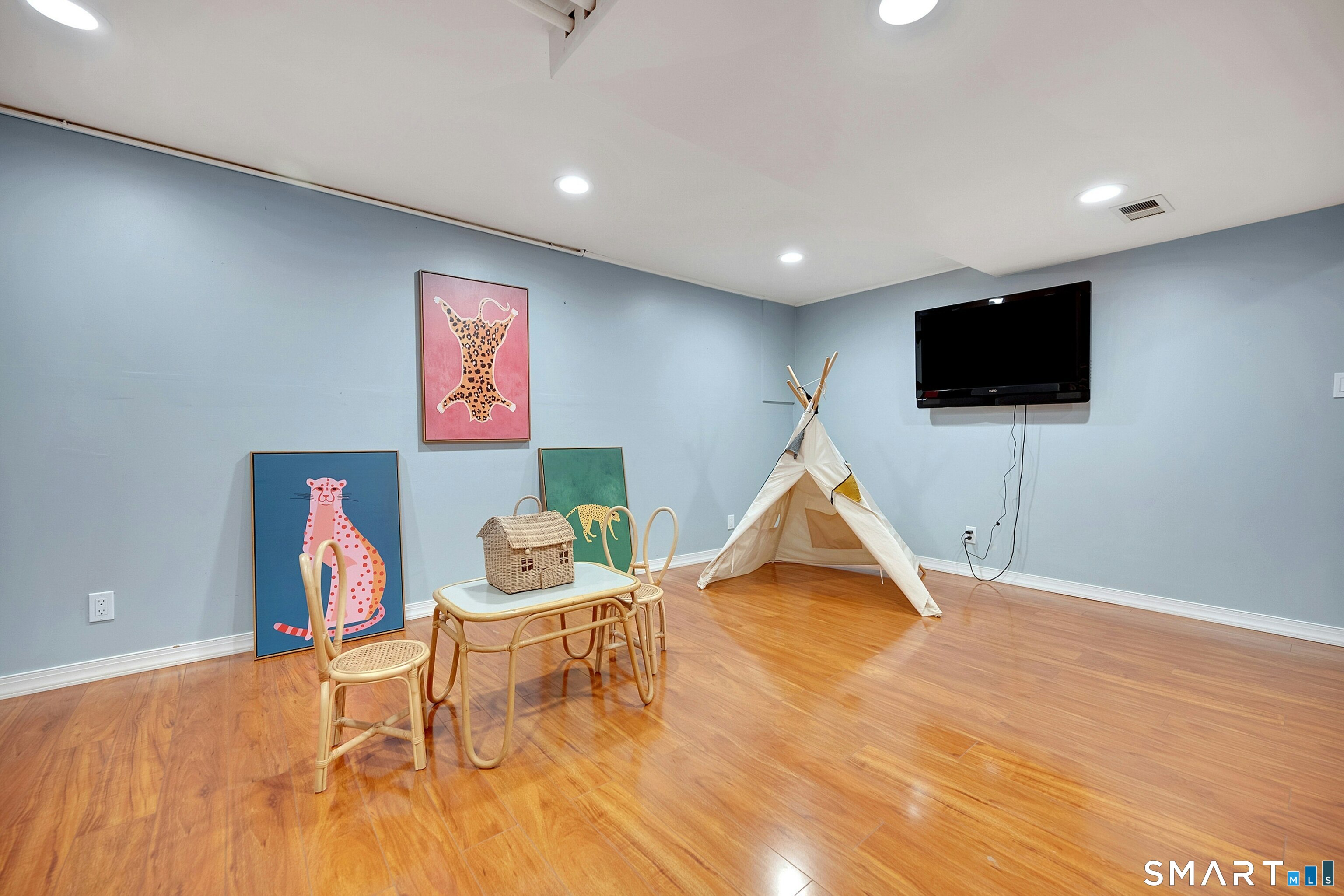 35 Hampton Lane Stamford CT 06903