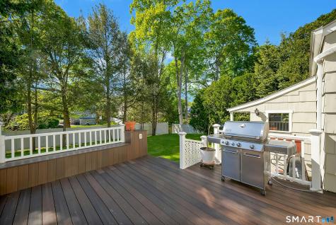 35 Hampton Lane Stamford CT 06903