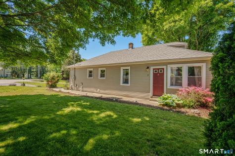 17 Lathrop Road Montville CT 06382
