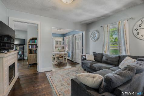 17 Lathrop Road Montville CT 06382