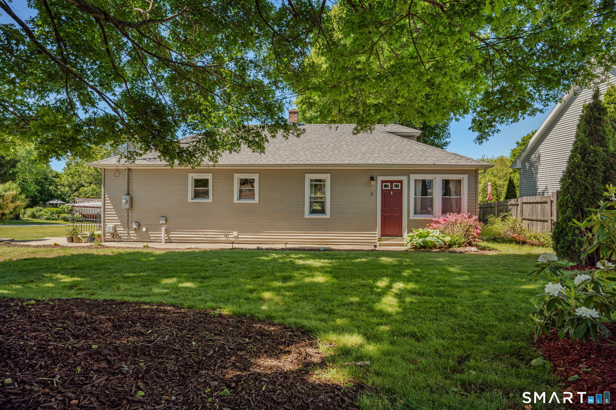 17 Lathrop Road Montville CT 06382