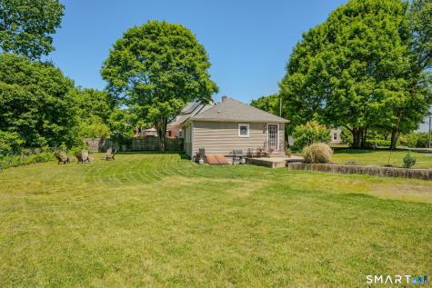 17 Lathrop Road Montville CT 06382