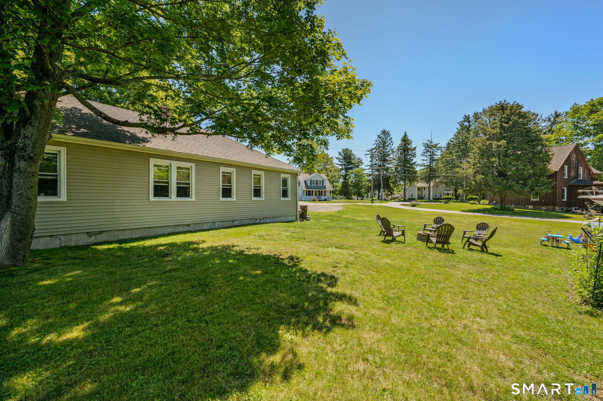 17 Lathrop Road Montville CT 06382