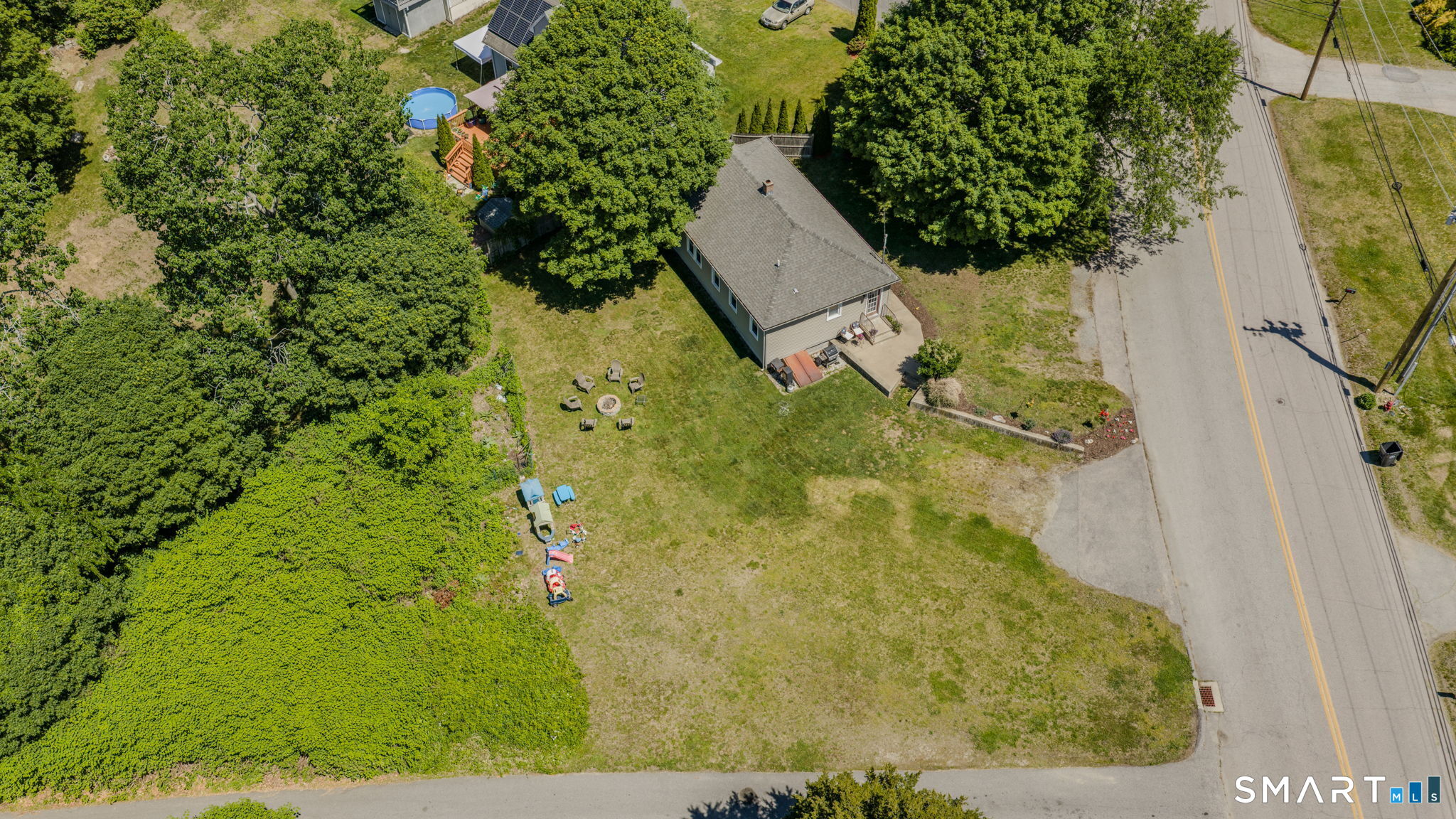 17 Lathrop Road Montville CT 06382