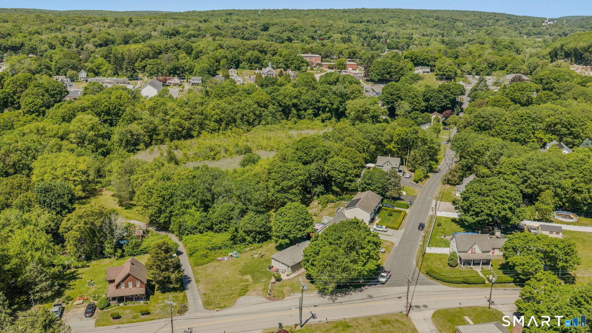17 Lathrop Road Montville CT 06382