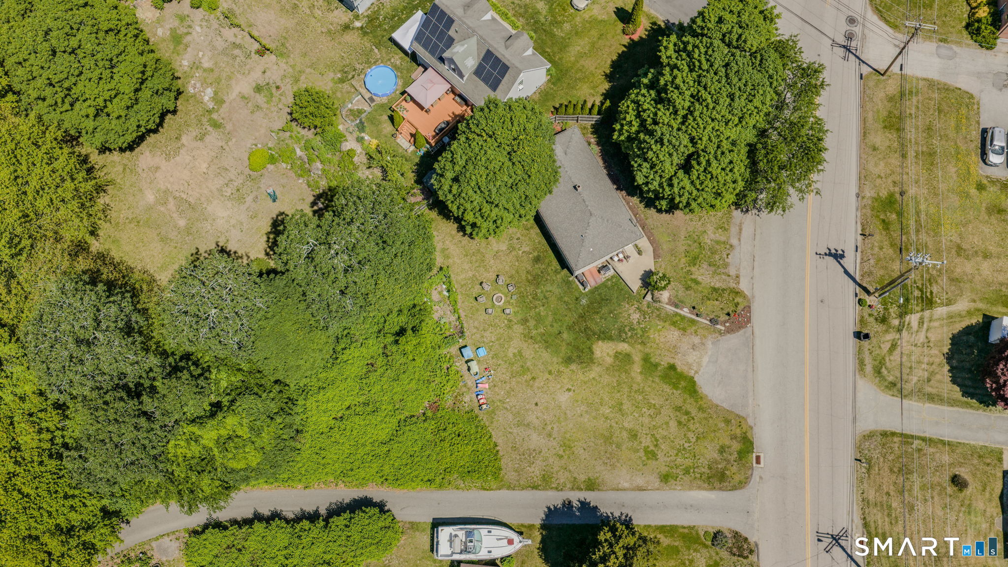 17 Lathrop Road Montville CT 06382