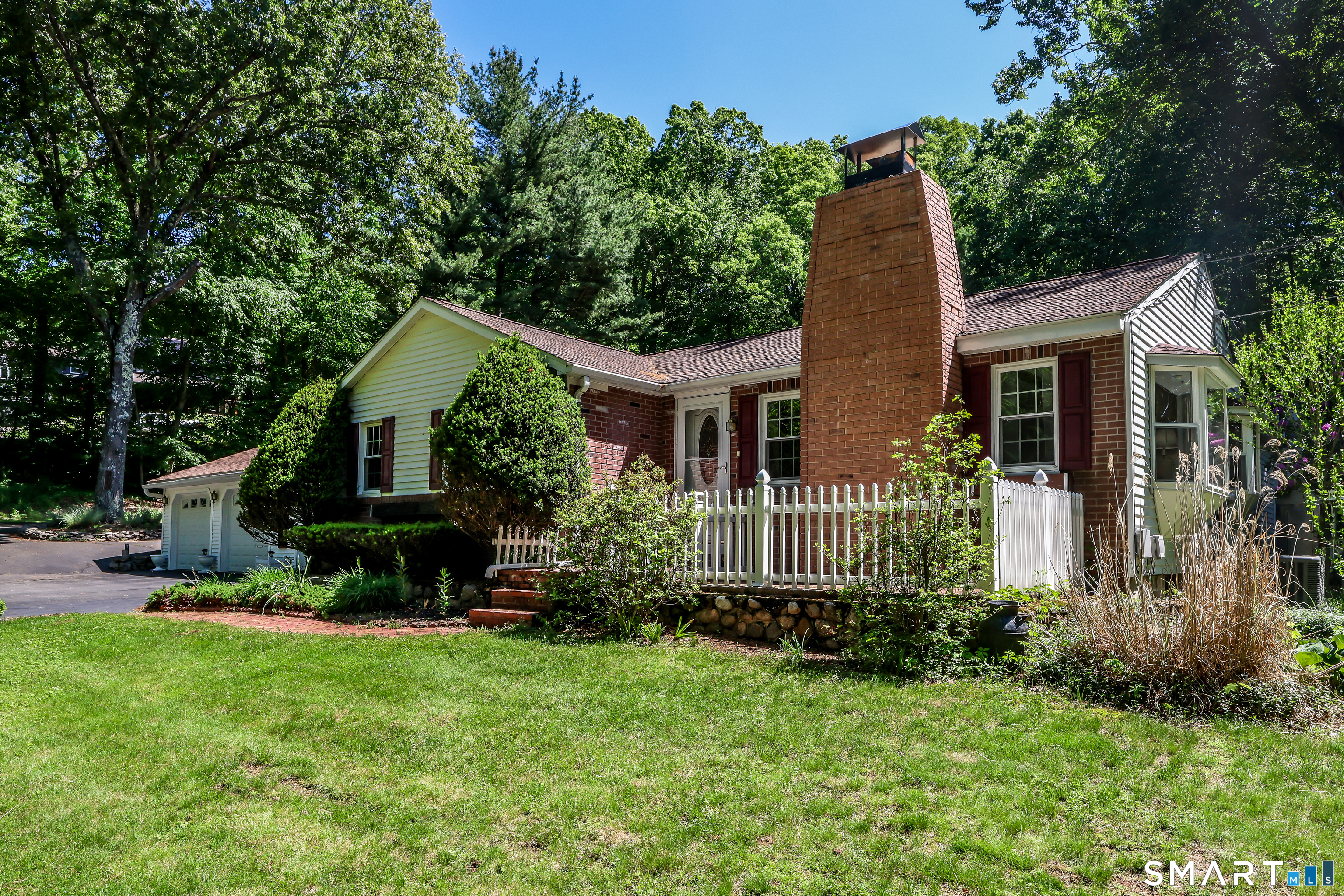 671 Kettletown Road Southbury CT 06488