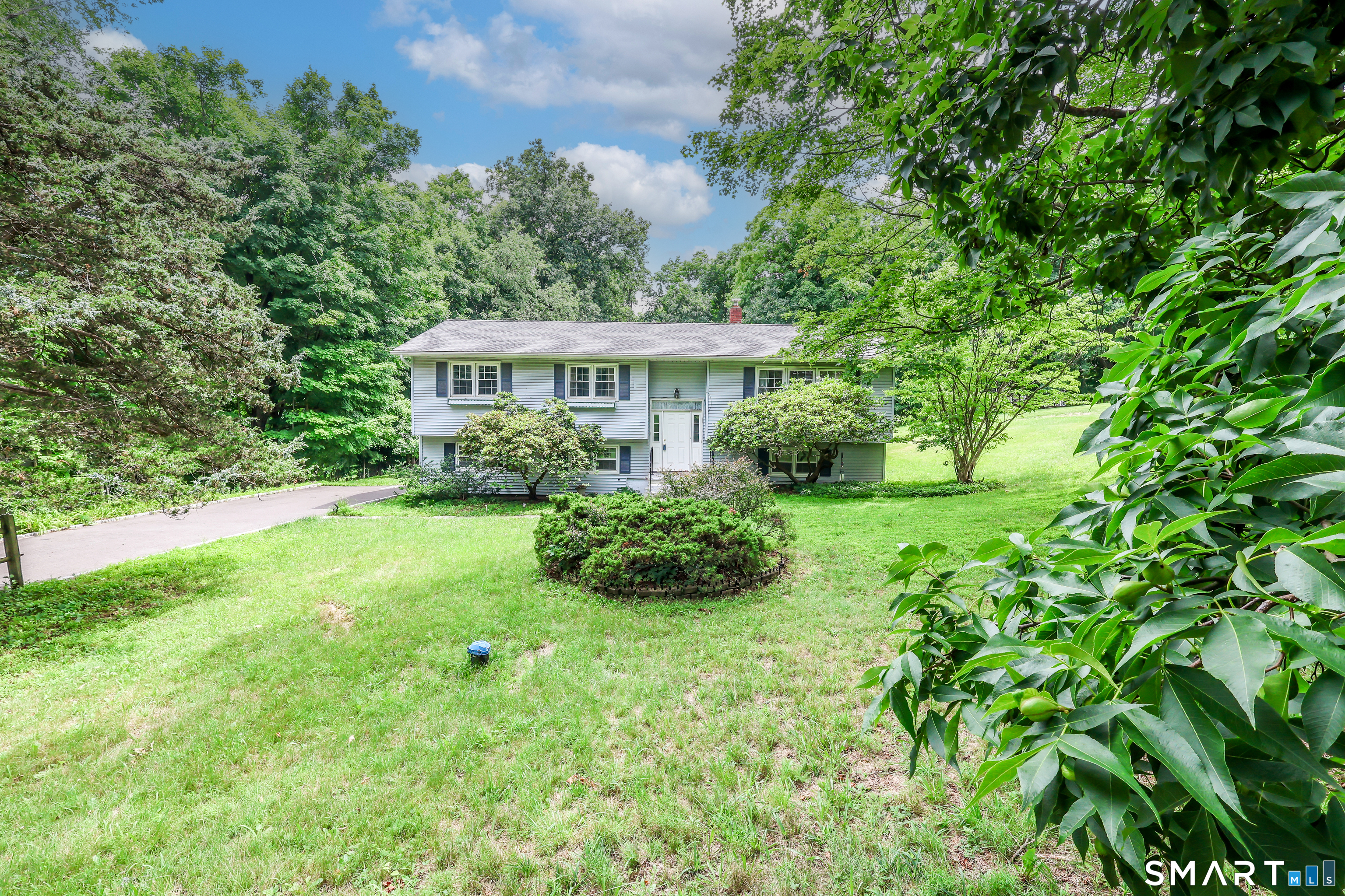 39 Williams Road New Fairfield CT 06812