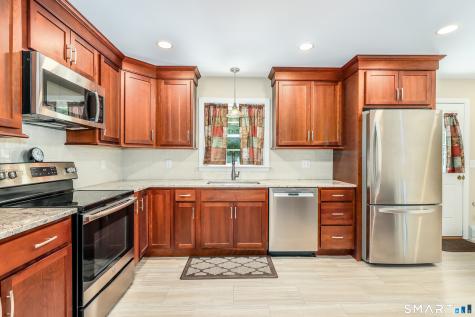 39 Williams Road New Fairfield CT 06812